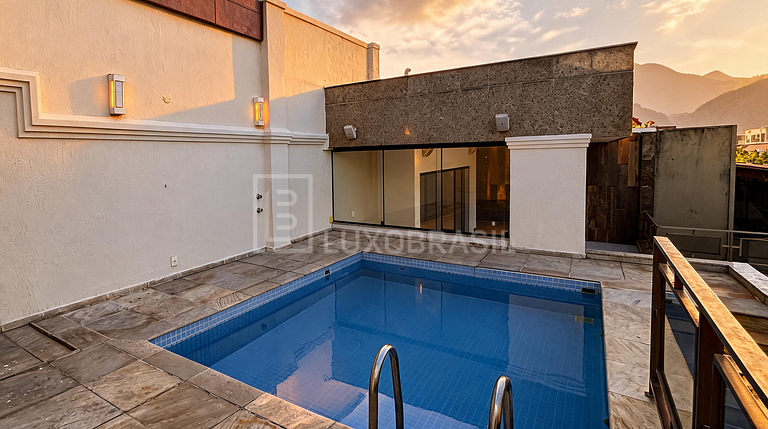 LB - RJ995 Penthouse de 6 Habitaciones, 451 m² – En Venta po