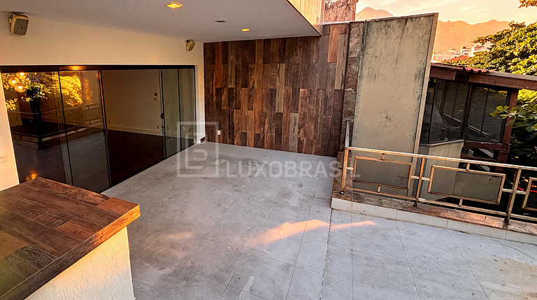 LB - RJ995 Penthouse de 6 Habitaciones, 451 m² – En Venta po