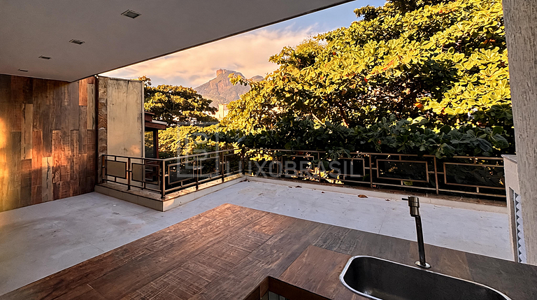 LB - RJ995 Penthouse de 6 Habitaciones, 451 m² – En Venta po