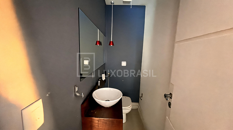 LB - RJ995 Penthouse with 6 Bedrooms, 451 m² – For Sale at R