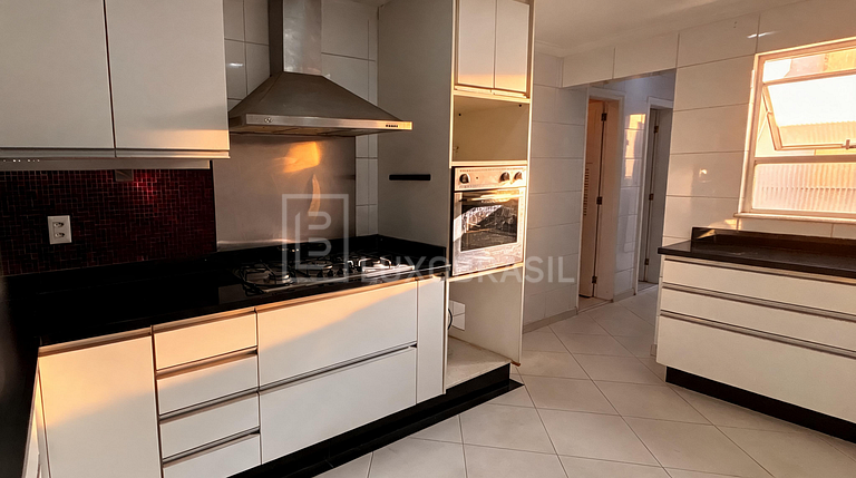 LB - RJ995 Penthouse de 6 Habitaciones, 451 m² – En Venta po