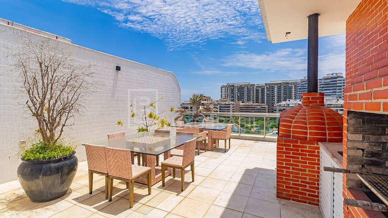 LB - RJ1035 | 4-Bedroom Duplex Penthouse for Long-Term Rent