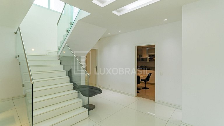 Cobertura Duplex de Luxo para Aluguel na Barra da Tijuca