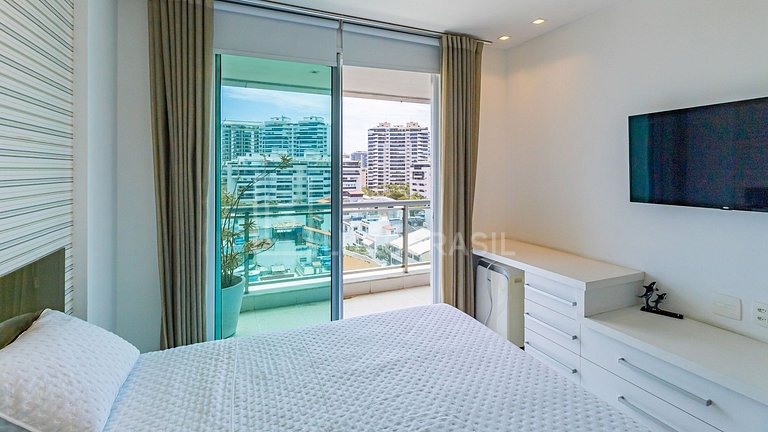 LB - RJ1035 | Penthouse Dúplex de 4 Dormitorios en Alquiler
