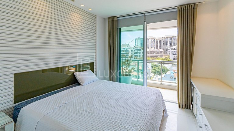 Cobertura Duplex de Luxo para Aluguel na Barra da Tijuca