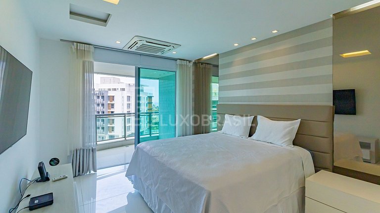 LB - RJ1035 | Penthouse Dúplex de 4 Dormitorios en Alquiler