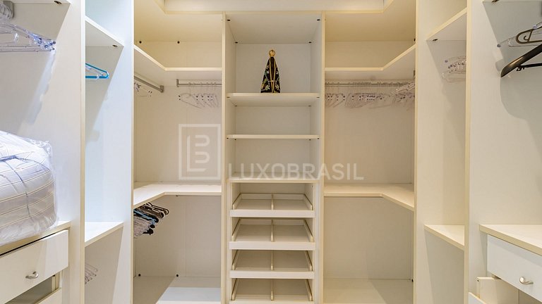 LB - RJ1035 | Penthouse Dúplex de 4 Dormitorios en Alquiler