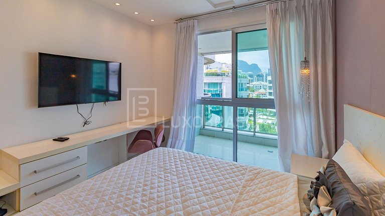 LB - RJ1035 | Penthouse Dúplex de 4 Dormitorios en Alquiler