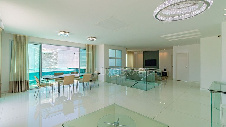 Cobertura Duplex de Luxo para Aluguel na Barra da Tijuca