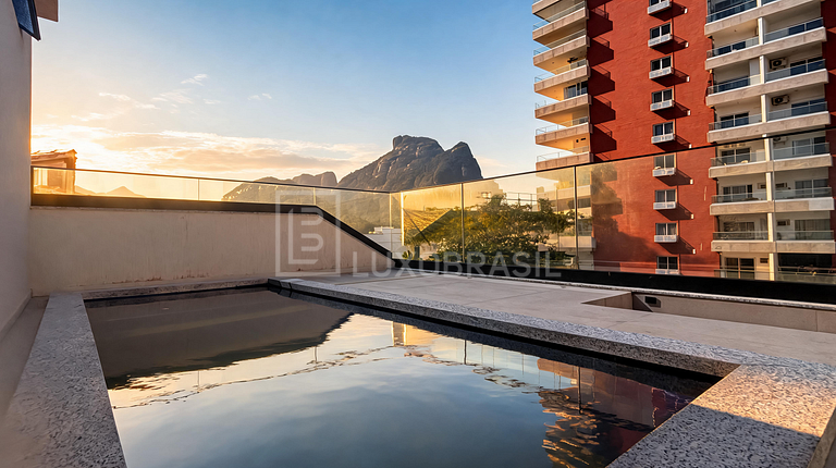 LB - RJ1037 Duplex Penthouse for Sale with Sea View, Barra d