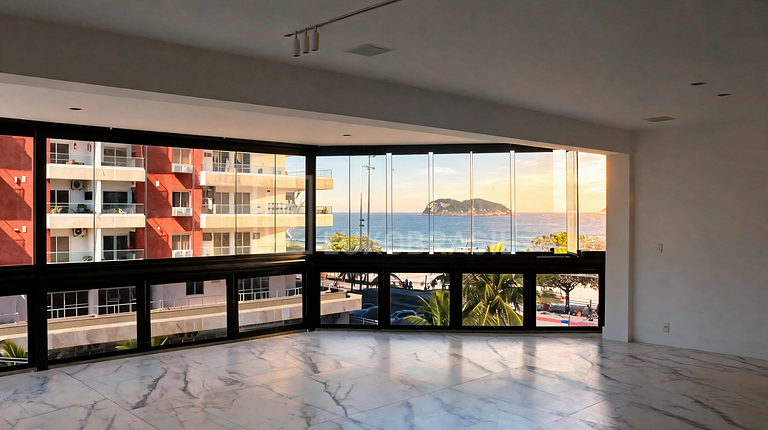 Cobertura Duplex à Venda no Posto 2 com Vista Mar