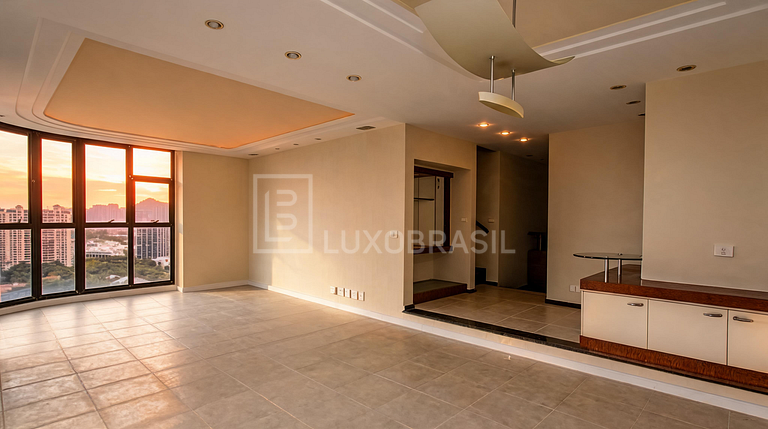 Duplex com vista mar Condomínio Mediterrâneo Barra da Tijuca
