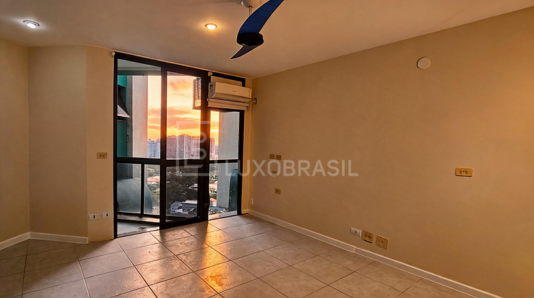 Duplex com vista mar Condomínio Mediterrâneo Barra da Tijuca