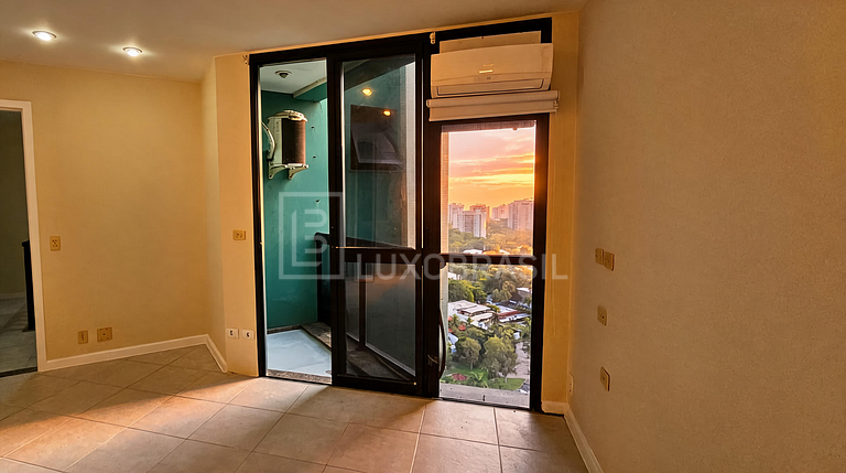 Duplex com vista mar Condomínio Mediterrâneo Barra da Tijuca