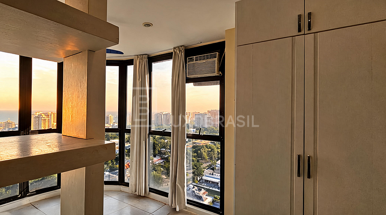 Duplex com vista mar Condomínio Mediterrâneo Barra da Tijuca