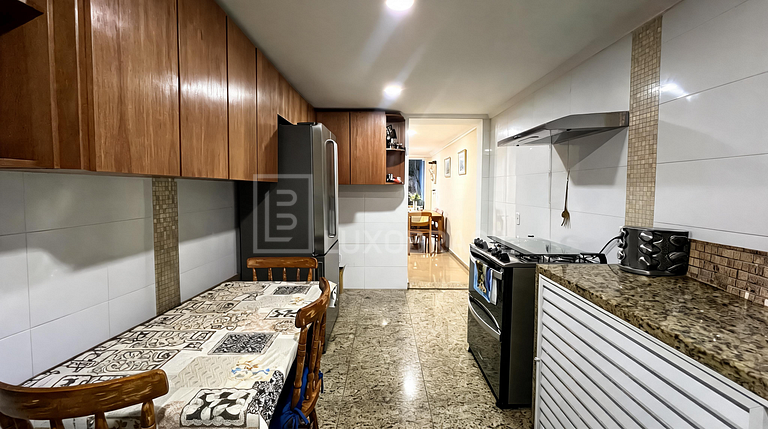LB - RJ1039 | Casa Triplex en Venta de 4 Dormitorios en Barr