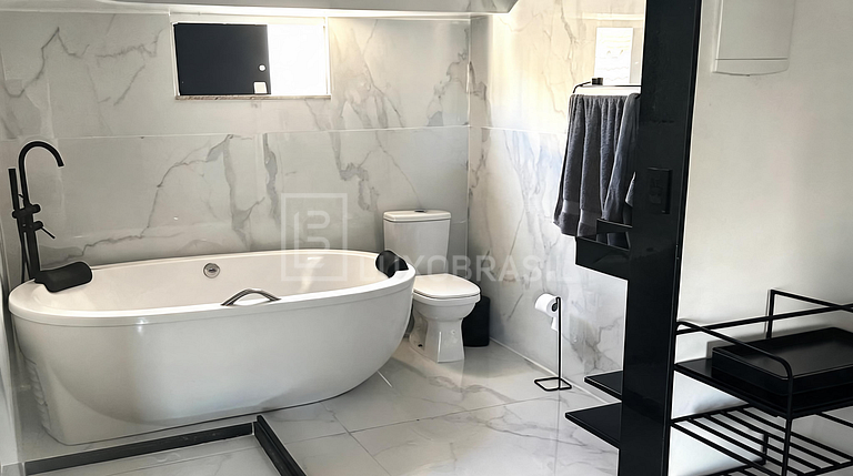 LB - RJ1042 | Casa de 4 Dormitorios en Venta en Alvorada Pri