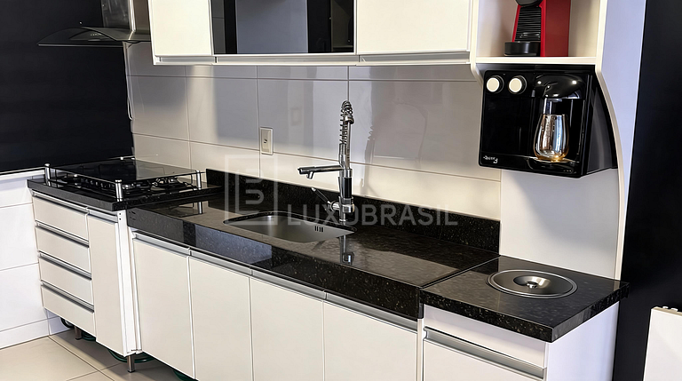 LB - RJ1042 | Casa de 4 Dormitorios en Venta en Alvorada Pri