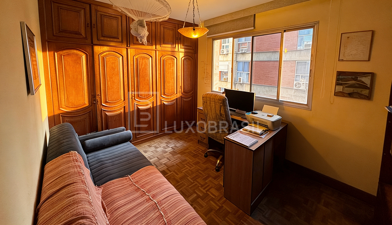 LB - RJ1043 | 3-Bedroom Apartment for Sale