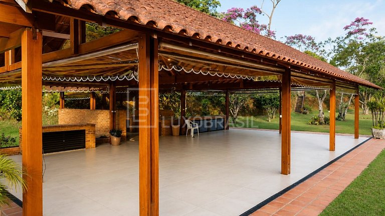 Casa de Luxo à Venda em Teresópolis | 665m² | 6 Quartos