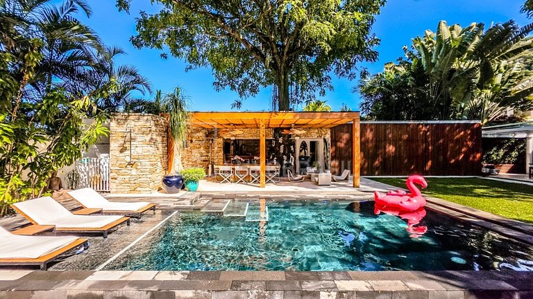 LB - RJ1047 | 774 m² House with 4 Suites for Sale in Itanhan