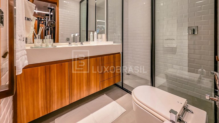 LB - RJ1047 | Casa de 774 m² con 4 Suites en Venta en Itanha