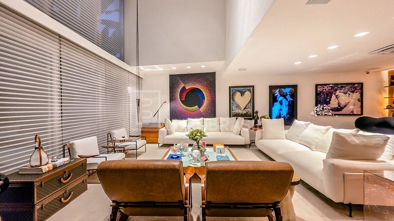 LB - RJ1047 | Casa de 774 m² con 4 Suites en Venta en Itanha