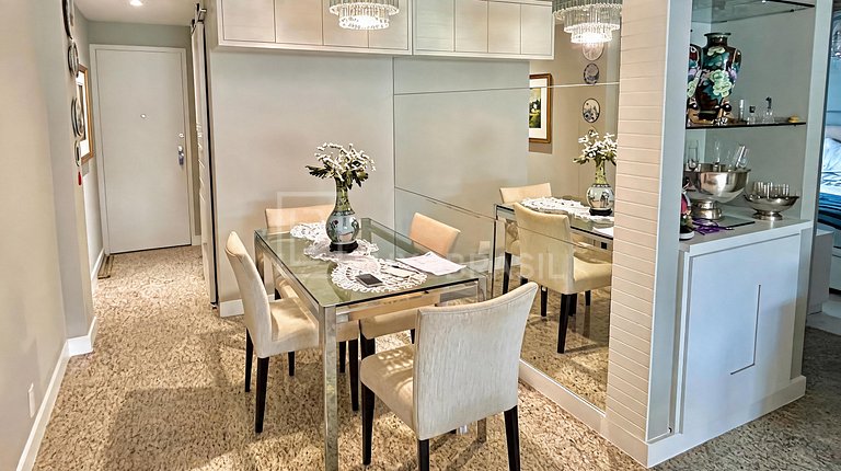 LB - RJ1049 Apartamento 03 Quartos Condomínio Flamboyant à V