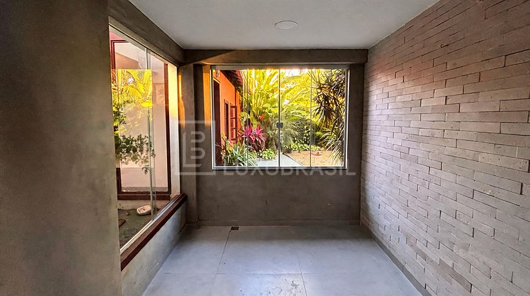 LB - RJ1050 Casa de 4 Habitaciones en Alquiler de Larga Temp