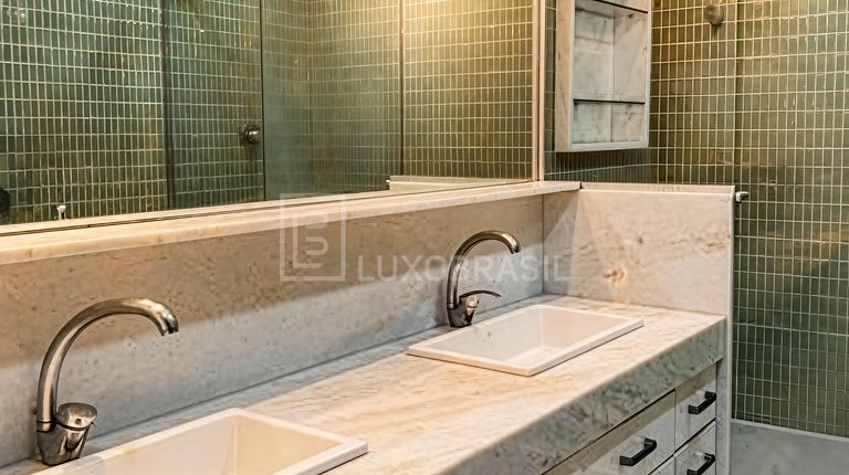 LB - RJ1051 | Apartamento de 3 Dormitorios en la Avenida Éri