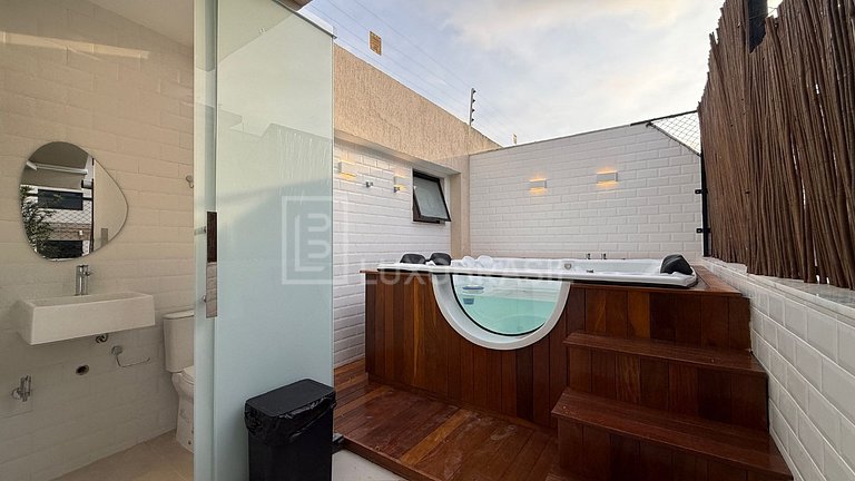 LB - RJ1053 Saint Tropez Penthouse – 2 Suites for Sale & Lon
