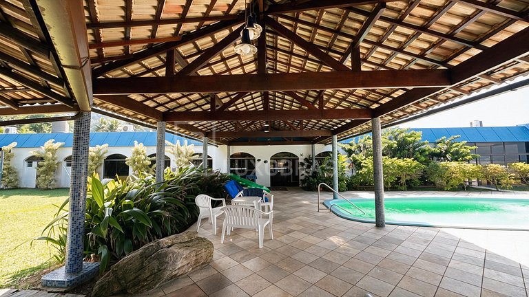 LB - MAN805 Pontal do Guity Mansion, 9 Suites, 21 Bedrooms,