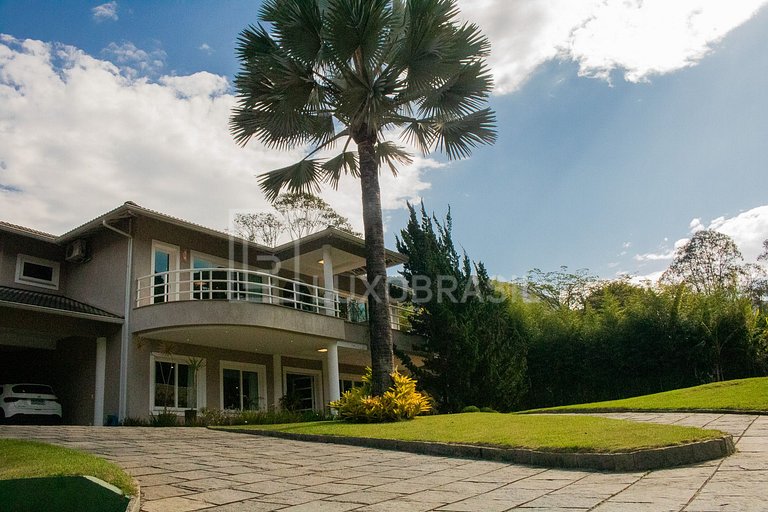 Casa de Luxo à Venda em Teresópolis | 665m² | 6 Quartos