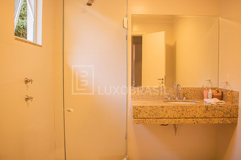 Casa de Luxo à Venda em Teresópolis | 665m² | 6 Quartos