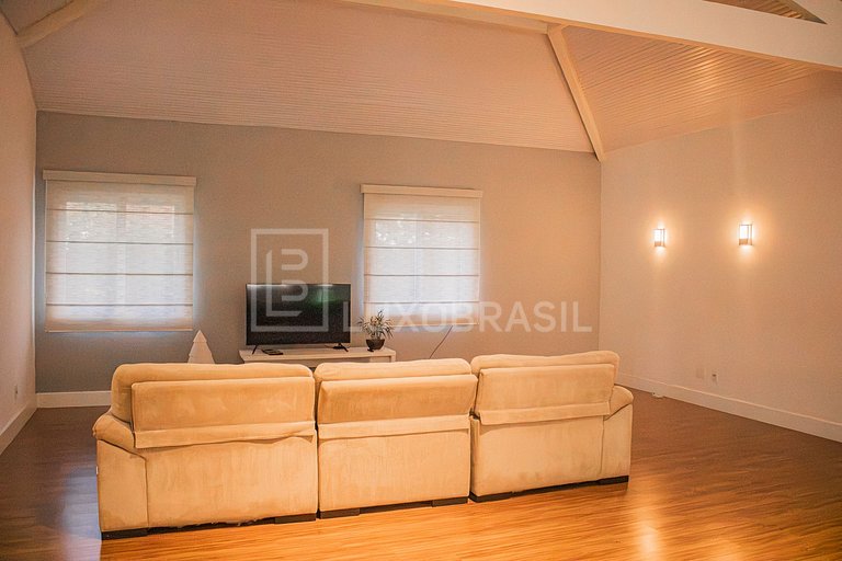 Casa de Luxo à Venda em Teresópolis | 665m² | 6 Quartos