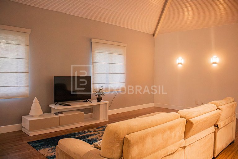 Casa de Luxo à Venda em Teresópolis | 665m² | 6 Quartos