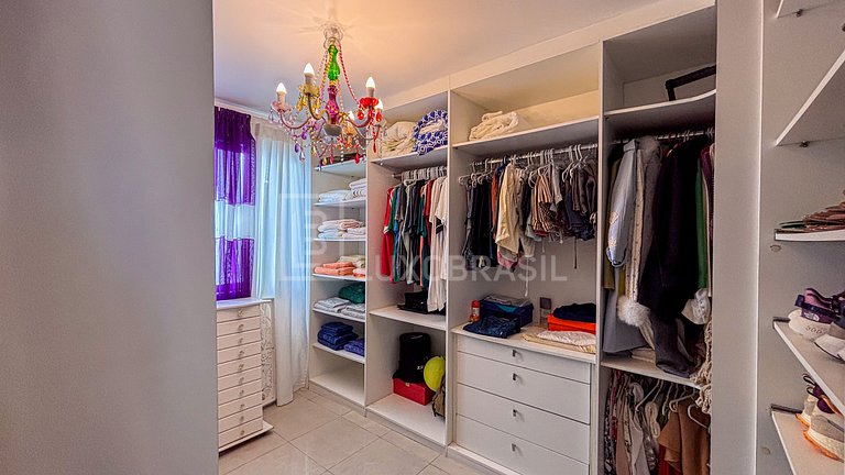 LB - RJ1054 Ático Dúplex, 315m², 5 Dormitorios en Venta, Jar