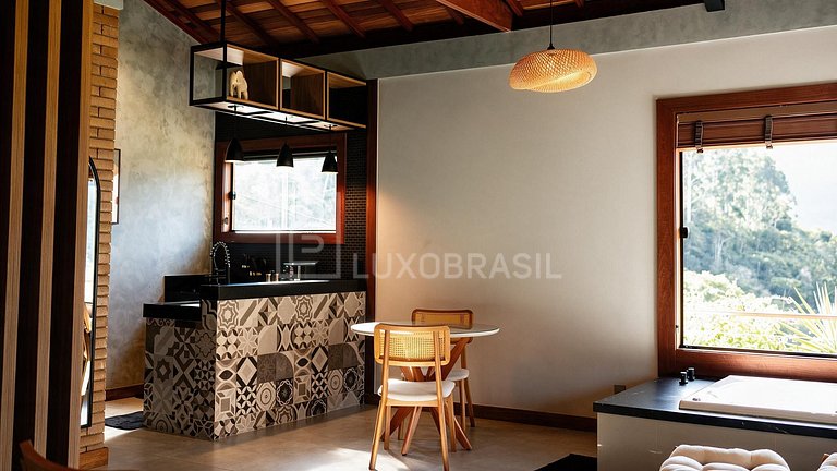 LB - SE23 Villa Zarandi Vacation Rental