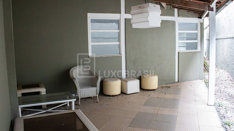 Casa de Alto Padrão para Aluguel Fixo na Barra da Tijuca