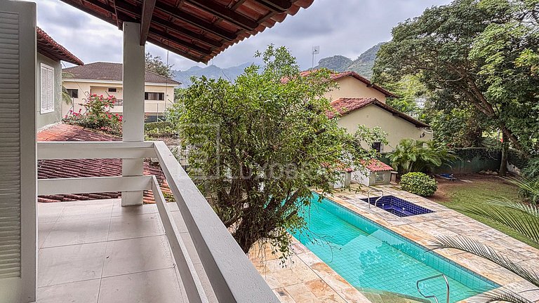 Casa de Alto Padrão para Aluguel Fixo na Barra da Tijuca