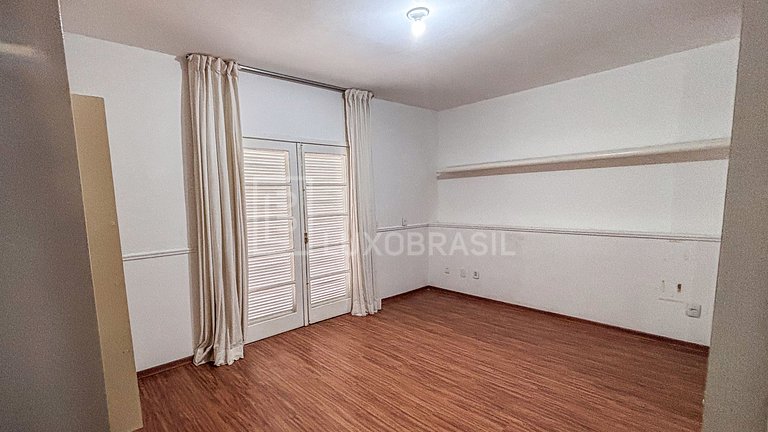 Casa de Alto Padrão para Aluguel Fixo na Barra da Tijuca