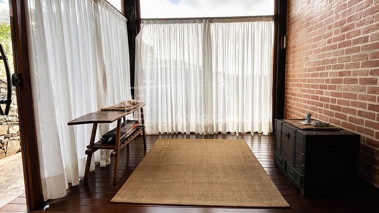 Casa à Venda em Conceição do Ibitipoca com 4 Suítes