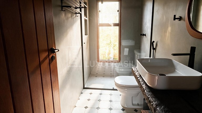 Casa à Venda em Conceição do Ibitipoca com 4 Suítes