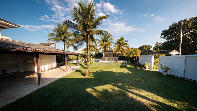 RJ1056 – Casa de 5 Dormitorios en el Condominio Village Mara