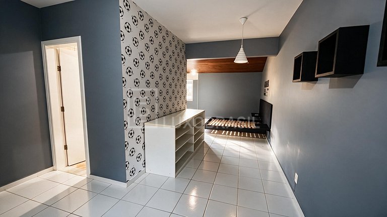 RJ1056 – 5-Bedroom House in Village Marapendi Gated Communit
