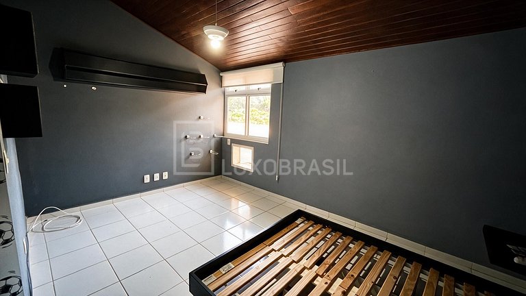 Casa de Alto Padrão no Village Marapendi | 5 Suítes
