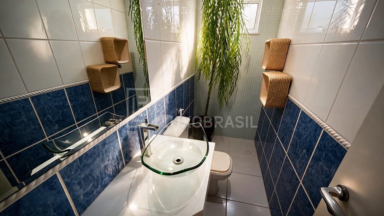 RJ1056 – 5-Bedroom House in Village Marapendi Gated Communit