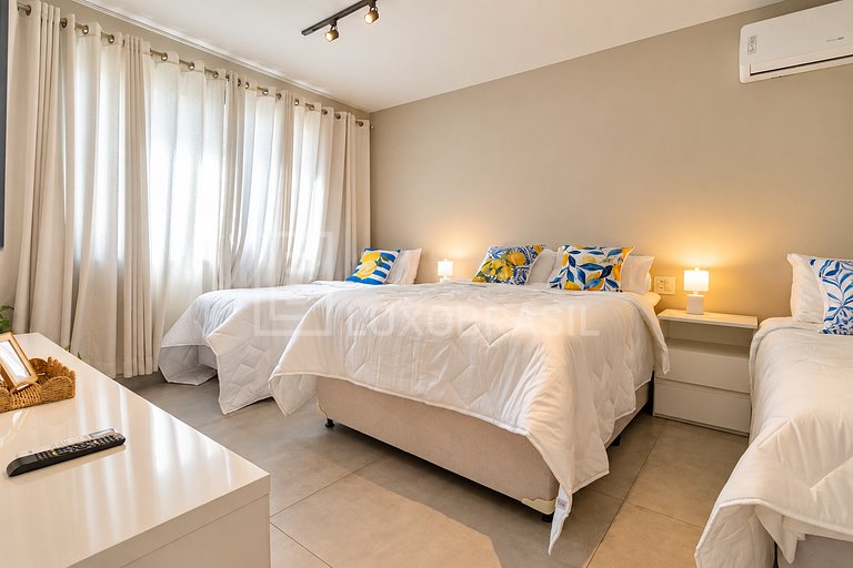 LB - RJ143 Casa Santa Lucia 5 Suites Barra Vacation Rental