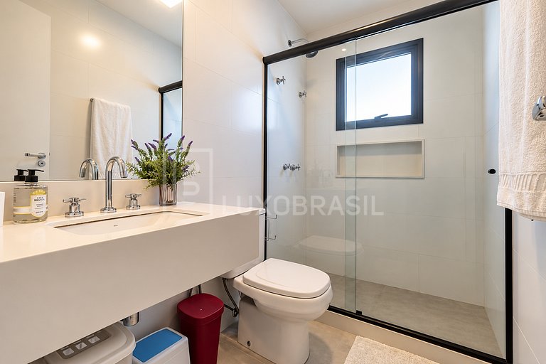 LB - RJ143 Casa Santa Lucia 5 Suites Barra Vacation Rental
