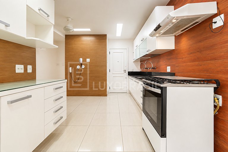 LB - RJ171 Wonderful Duplex at Barra Mares for Sale